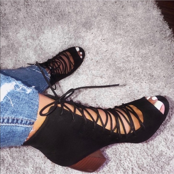 NEW Lola Lace Booties- in Black - Picture 8 of 8